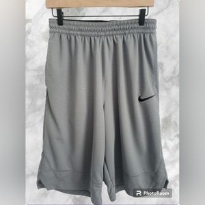 Men's Mike Dri-FIT Icon Shorts - Size M